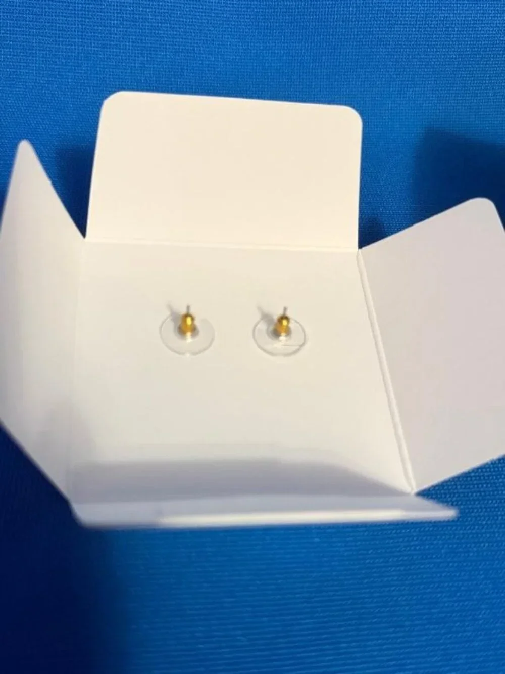 NEW ~ BNIB KATE SPADE VICTORIA SPARKLING CRYSTAL CLUSTER STUD / PIERCED EARRINGS